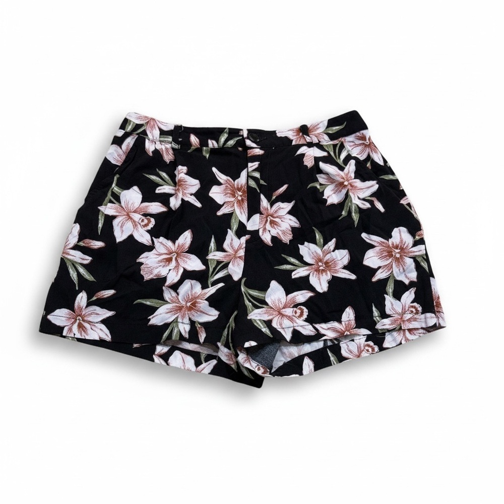 Forever 21  Women’s floral shorts black/pink Size Small